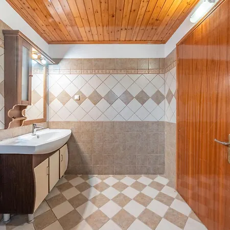 Pensionat Roys Blu 3*