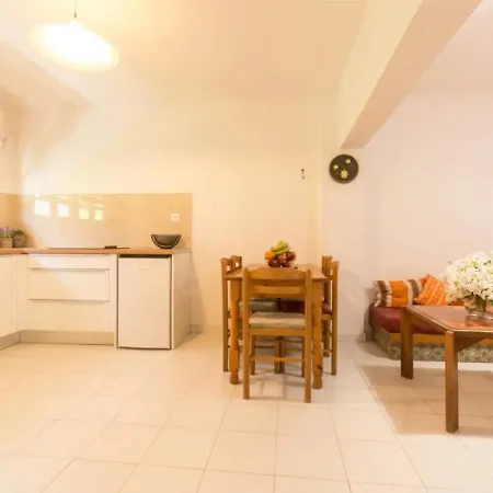 Roys Blu Guest house Kavos